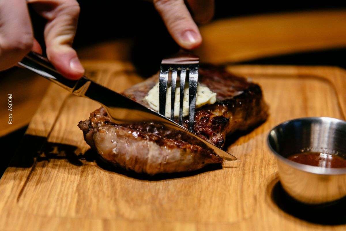 Especialista explica impactos do consumo elevado e orienta sobre limites seguros na alimentação.