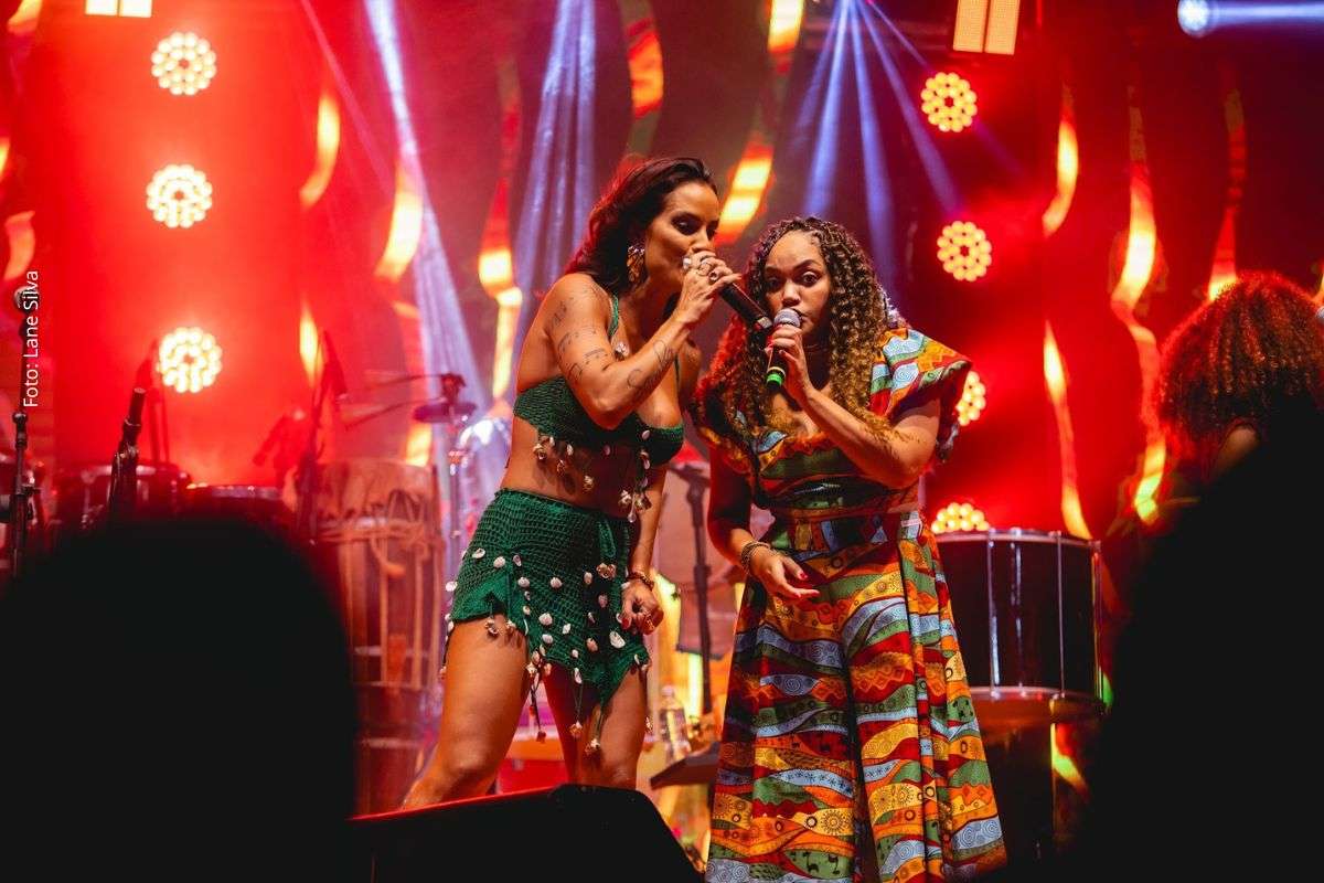 Karol Freitas lança “Juntas no Pagodão” com participação da Sambaiana e destaca protagonismo feminino no pagodão baiano