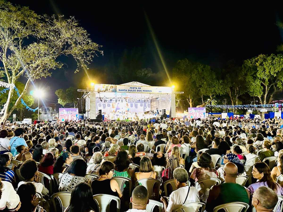 Festa de Santa Dulce dos Pobres tem shows, cortejos, vigília e quermesse neste fim de semana em Salvador